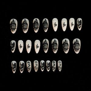 💅💅💅A set of finished manicures🎈🎈🎈